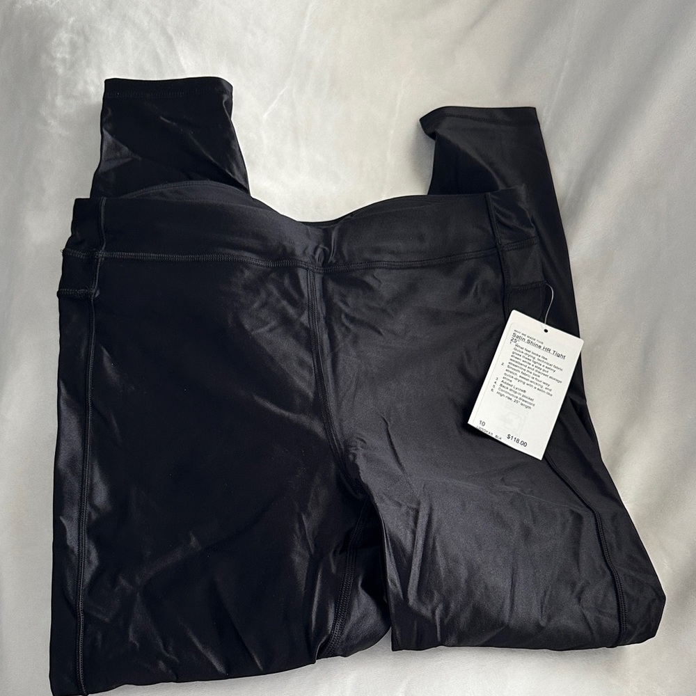 Lululemon satin shine tight 25” size -10